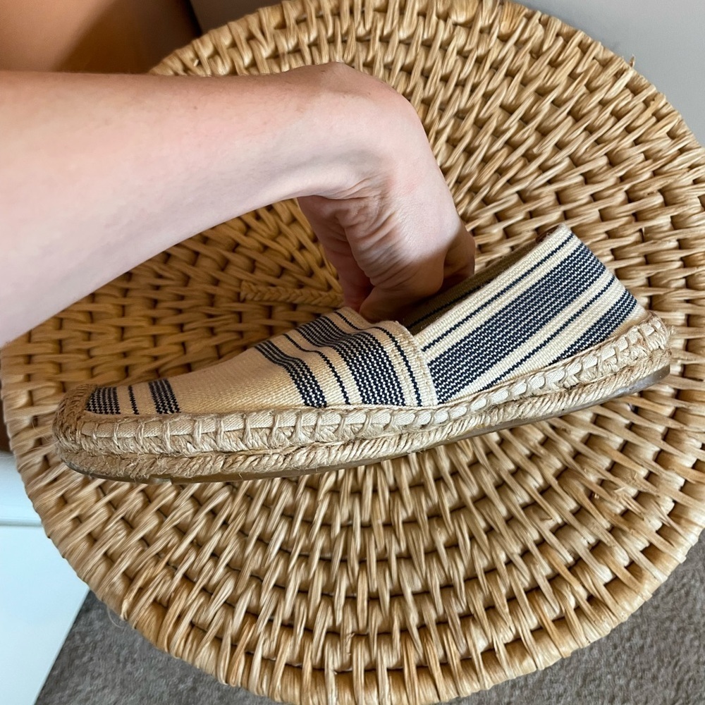 Tori Burch Awning Espadrilles in Blue/White Canvas Women’s Size 5.5 - Picture 8 of 10